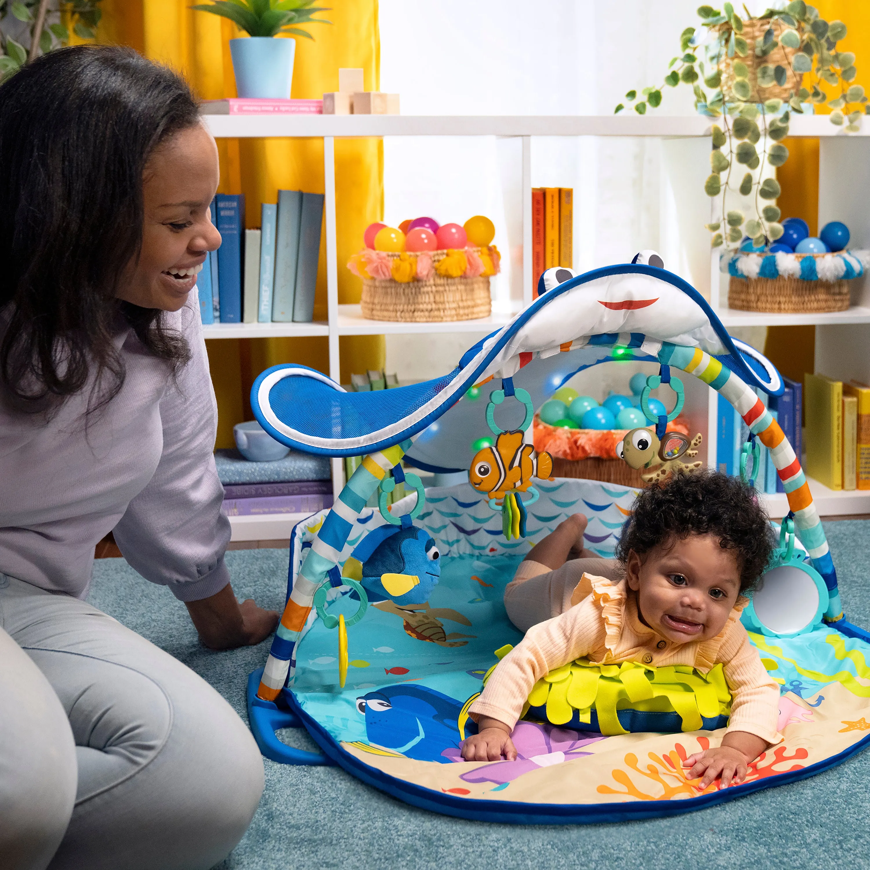 Disney Baby Finding Nemo Mr. Ray Ocean Lights & Music Activity Play Gym