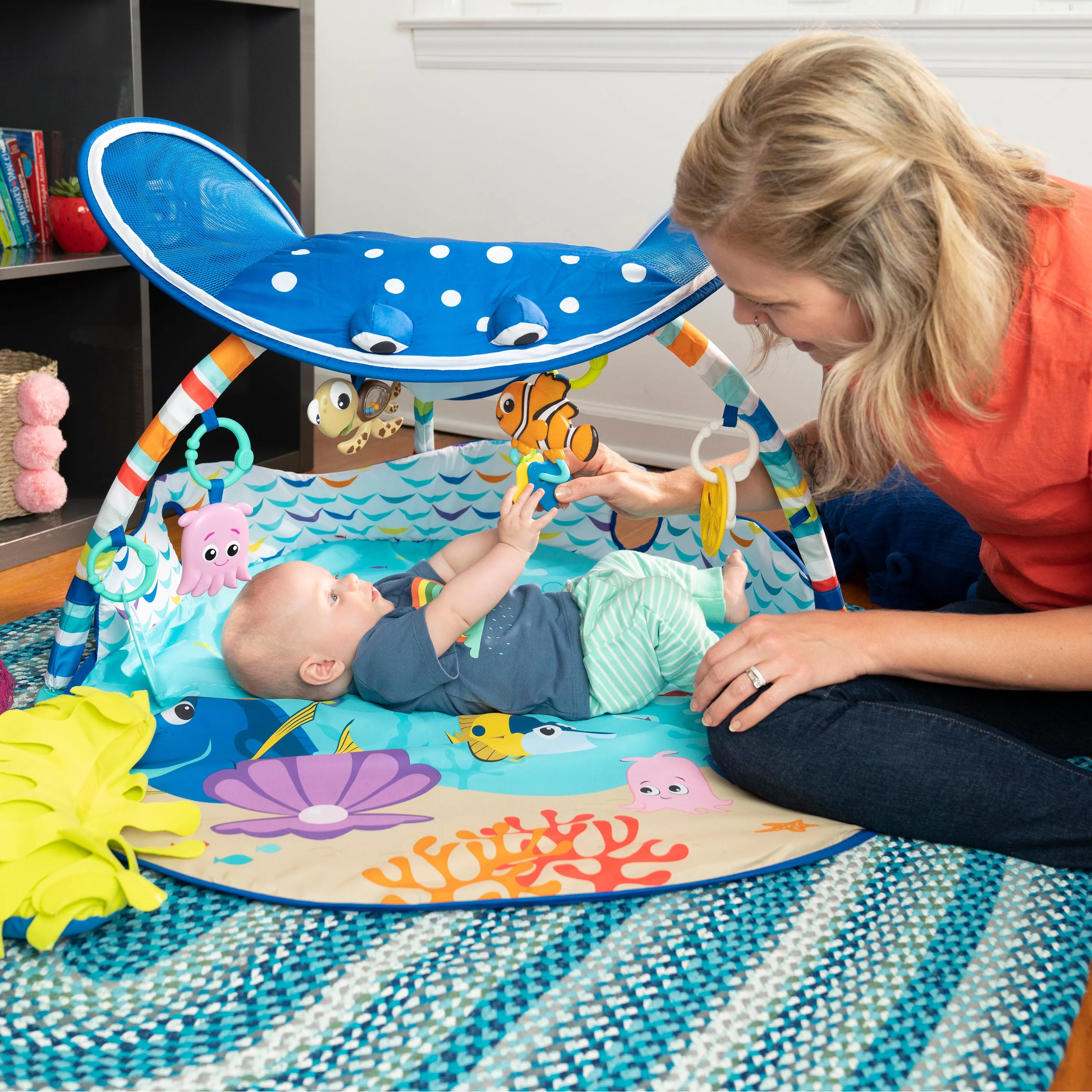 Disney Baby Finding Nemo Mr. Ray Ocean Lights & Music Activity Play Gym