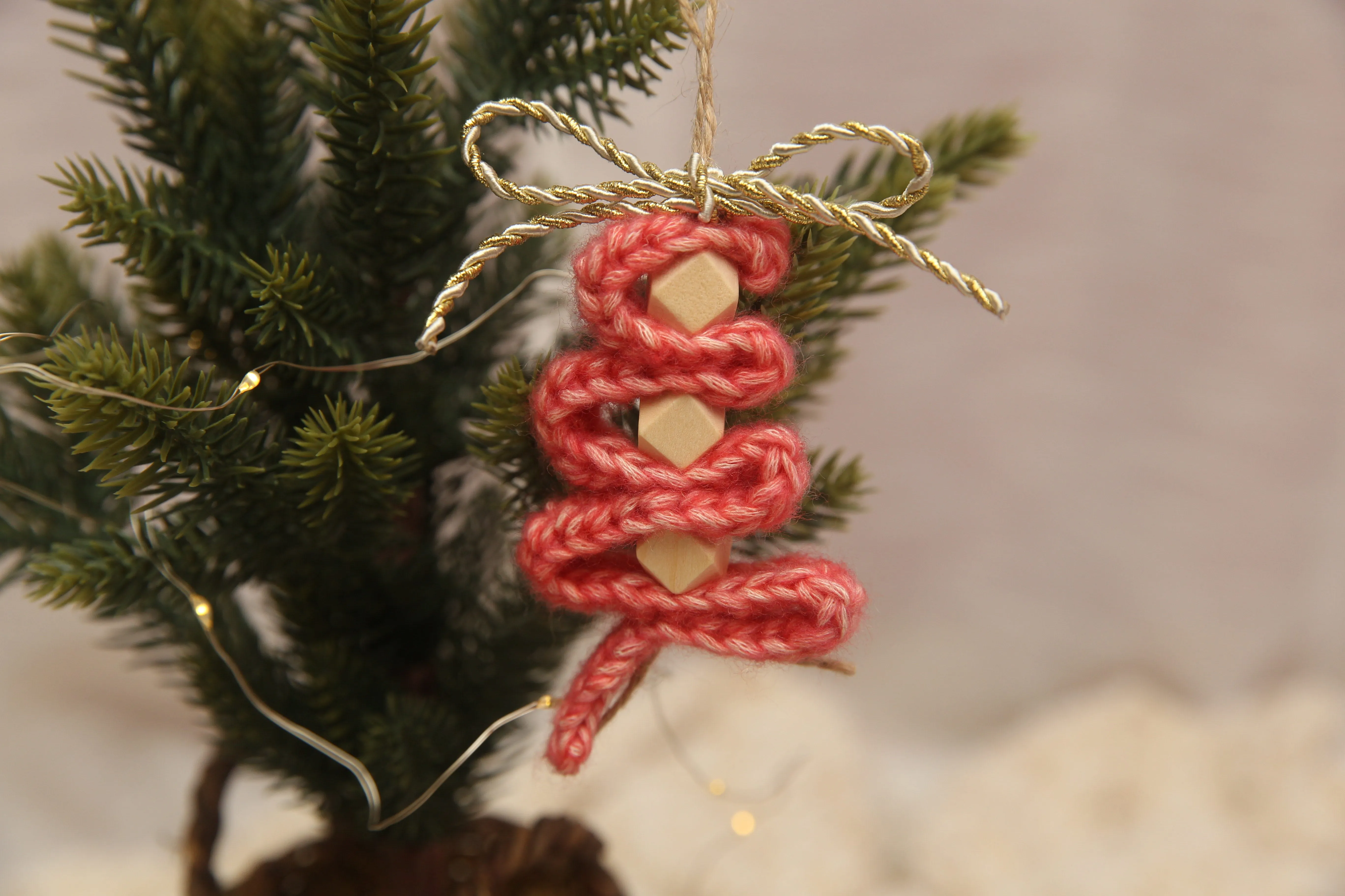 NON-PROP; Christmas Ornaments; Bead Trees; Red with square wood Beads; Ready to Ship