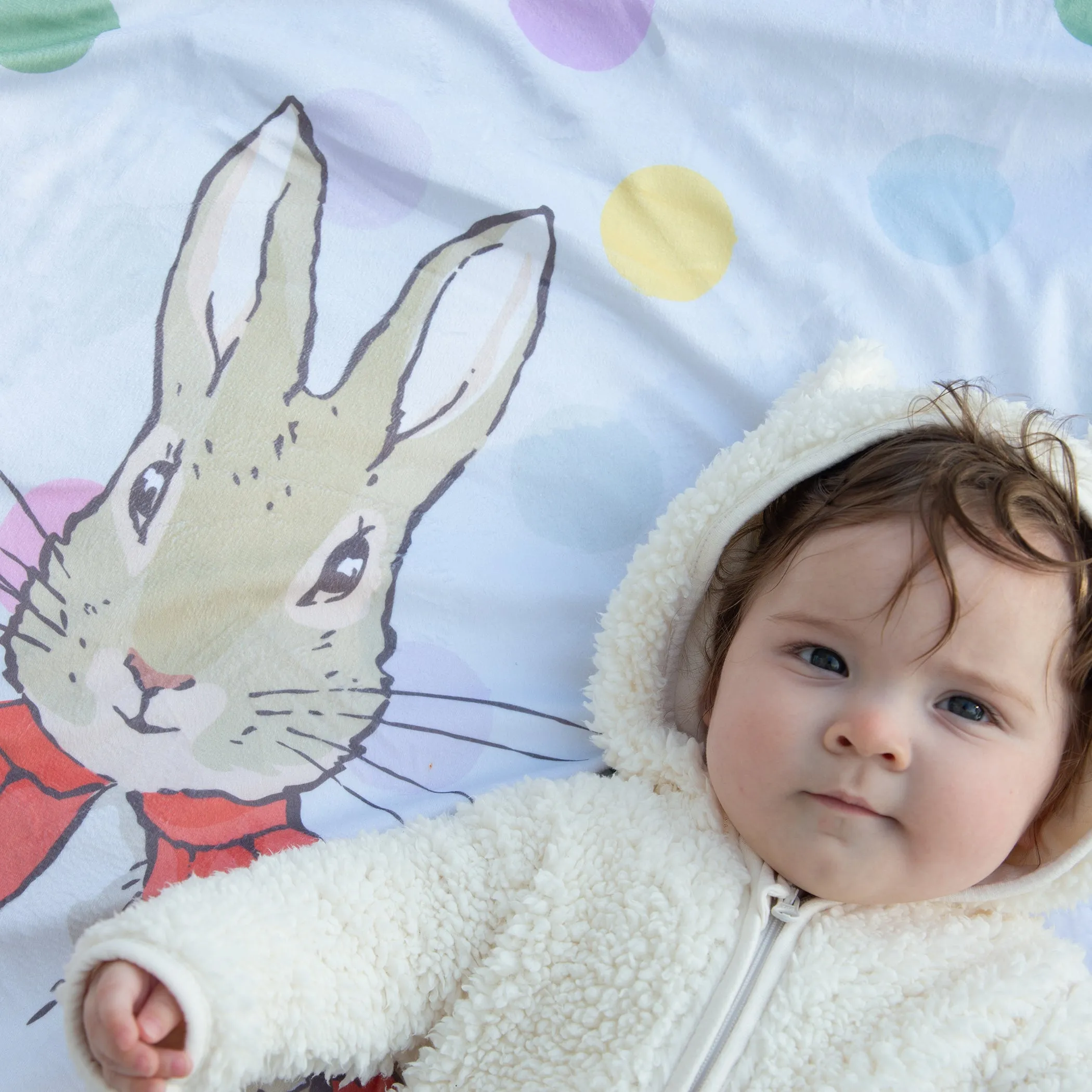 Peter Rabbit 'New Adventure' Reversible Fleece Cuddle Blanket - Pink