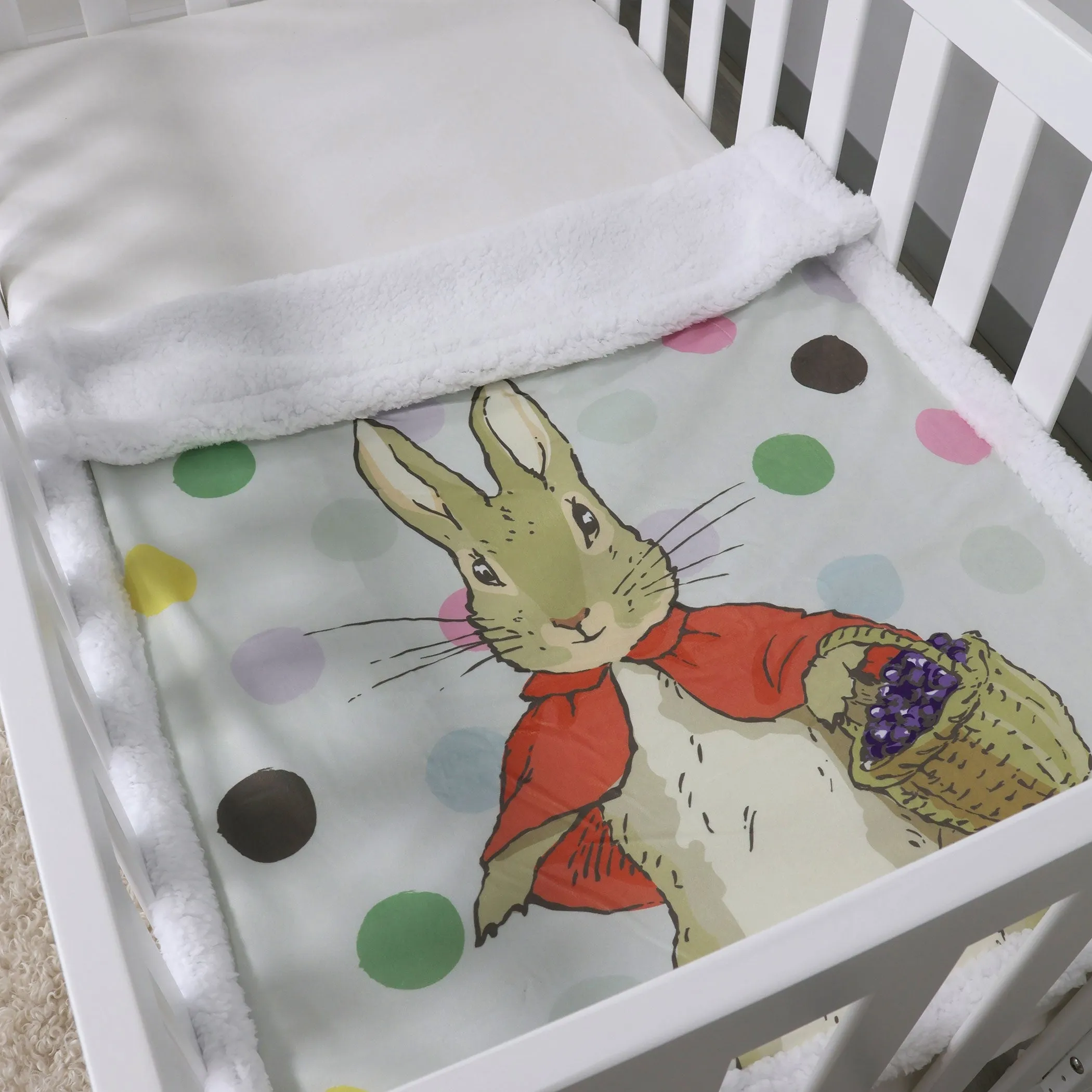 Peter Rabbit 'New Adventure' Reversible Fleece Cuddle Blanket - Pink