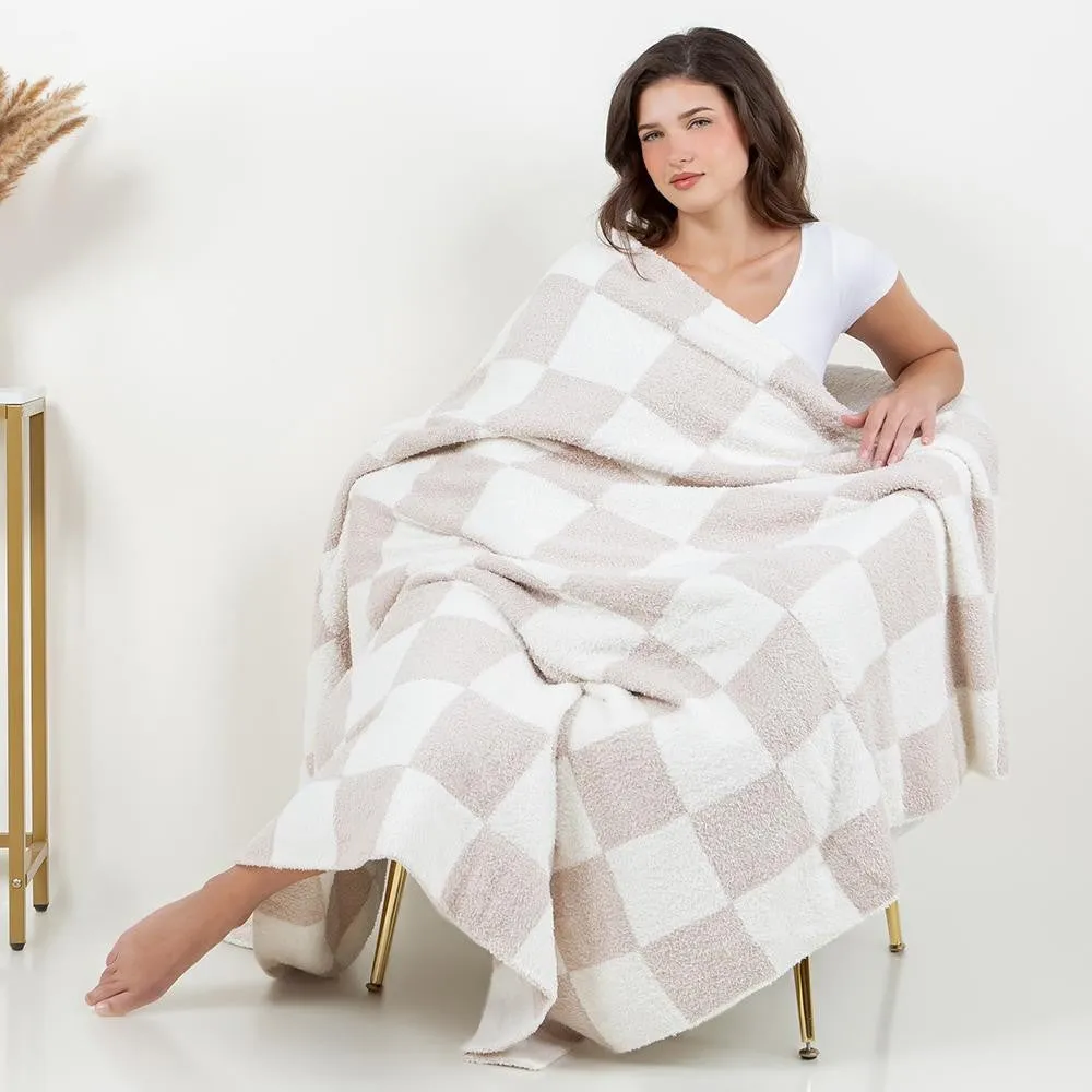 Super Soft Throw Blankets (Ships in 2-3 Weeks)
